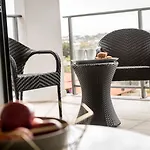Ramada By Wyndham Vetroblu Scarborough Beach