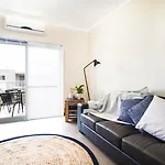 Airport Apartments By Vetroblu