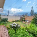 Camelias Boutique Cottage In Dianella