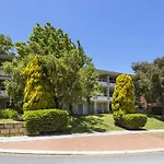Zoo View Apartment - Executive Escapes