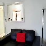 M4 West Perth Studio Apartment Near Kings Park