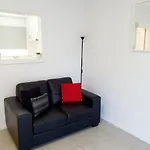 M4 West Perth Studio Apartment Near Kings Park