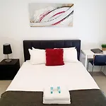 M5 West Perth Studio Apartment Near Kings Park