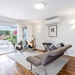 Cottesloe Seadragon Apartment - Executive Escapes