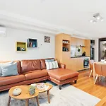 2 Royal Rest Quality 2Br West Perth-Parking