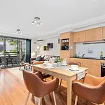 2 Royal Rest Quality 2Br West Perth-Parking