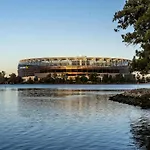 Riverside Panorama Suite Spectacular City Living