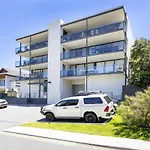 Cottesloe Horizons - Executive Escapes