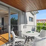 Applecross Riverside Apt