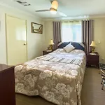 Ascot On Swan Bed & Breakfast