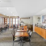 1Br City View Gem On Mounts Bay Road