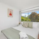 22 Superb Subiaco Apt For Couplesparkng