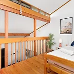 15 Cottesloe - Steps From Beach - Sleeps 3