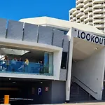 Scarborough Beach Front Resort - Shell Seven