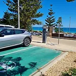 Summer Breeze - Holiday Or Business Apartment
