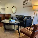 Humble & Cosy, In The Heart Of East Vic Park