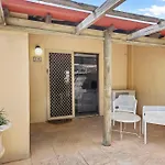 14 Cottesloe - Steps From Beach - Sleeps 2