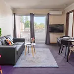 Apartment 9