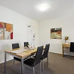 Urban Serenity 2 Bedroom Apt With Stunning Views