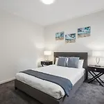 First-Class Townhouse W Free Parking And Wi-Fi
