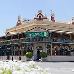 15 Center Of South Perth