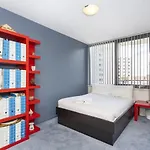 24 Amazing Adelaide Tce 2Br 2Ba Location