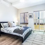 Delightful Getaway Steps From Attractions & Amenities