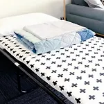Stylish Executive City Pad W Parking And Pool