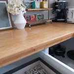 Cozy House Nr Airport 2Rooms 4Beds Yard Parking