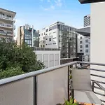 610 Chic City Living