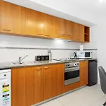610 Chic City Living
