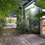 Luxury Executive Home With Pool