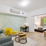 Sleek Northbridge Getaway