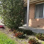 Cosy & Private, Walk To East Vic Park