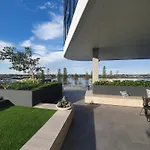 Cirque Apartment