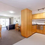 Resort-Style Living In Perth Cbd - 2X2 Apt