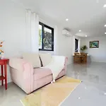 B2 Airport Adjacent Home - New Amenities & Fast Wi-Fi