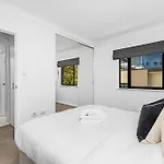 Luxe Modern Retreat Designer Stay In Perth