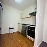 Apartment In Northbridge