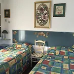 Aarn House B&B Airport Accommodation