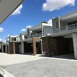 Apartment In Queens Park