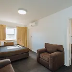 Canning Bridge Auto Lodge