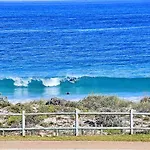 Beachfront @ Scarbs