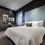 The Melbourne Hotel