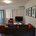 Mt.Lawley Superb 2 Bedroom Location Comfort, Style 1