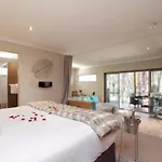 Hidden Valley Eco Lodges And Day Spa