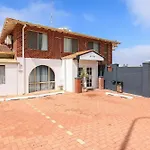 Scarborough Apartments