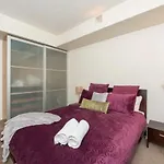 Tranquil Exec City Free Wifi Netflix Wine Parking