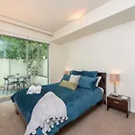 Tranquil Exec City Free Wifi Netflix Wine Parking