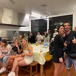 Downtown Backpackers Hostel Perth - Note - Valid Passport Required For Check In